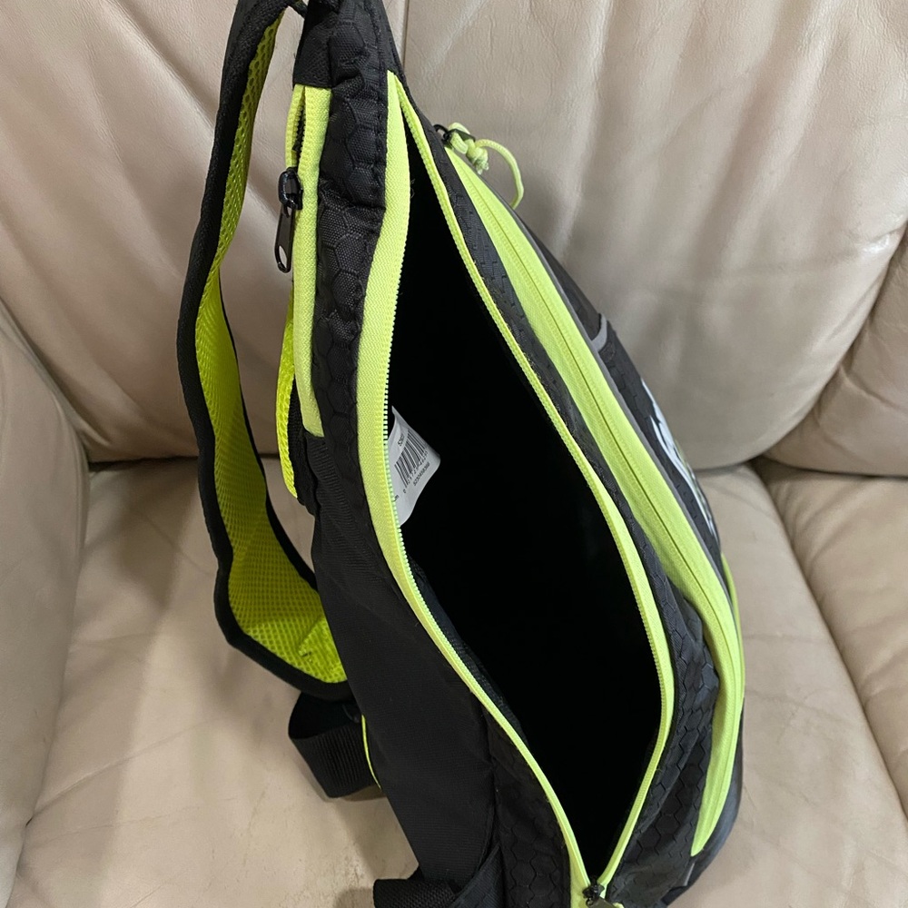Franklin Black and Yellow Pickleball Sling Bag - Picture 2 of 3